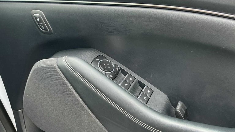 2022 Ford Mustang Mach-E 216kW Extended Range 88kWh RWD 5dr Auto Estate Electric Automatic