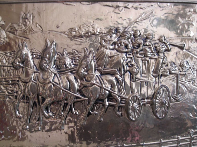 QUALITY BRASS NEWSPAPER AND MAGAZINE RACK HOLDER TOTTENHAM N17