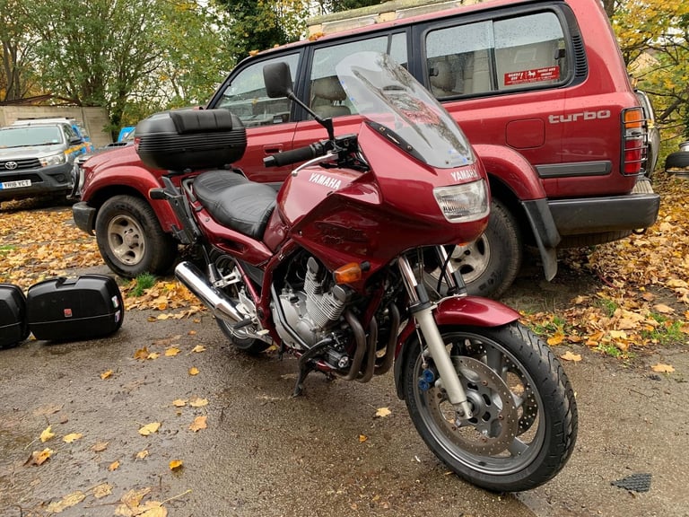 1999 Yamaha XJ900S DIVERSION SHAFT' WITH FULL GIVI LUGGAGE (CLASSIC MOTORCYCLE)