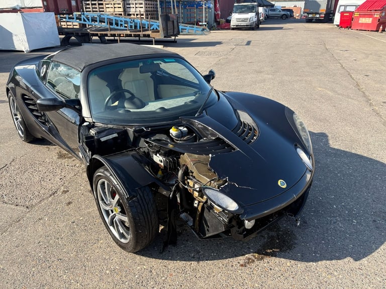2005 Lotus Elise Elise 111R Touring 2dr CONVERTIBLE Petrol Manual