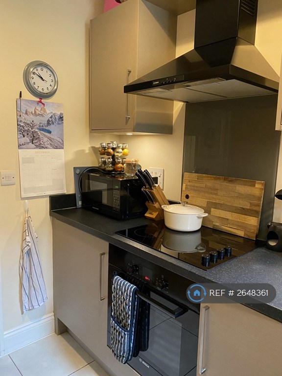 1 bedroom flat in The Avenue, Southampton, SO17 (1 bed) (#2648361)