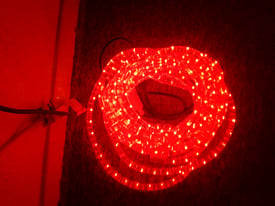 9m red rope light static indoor and outdoor use
Fully working
