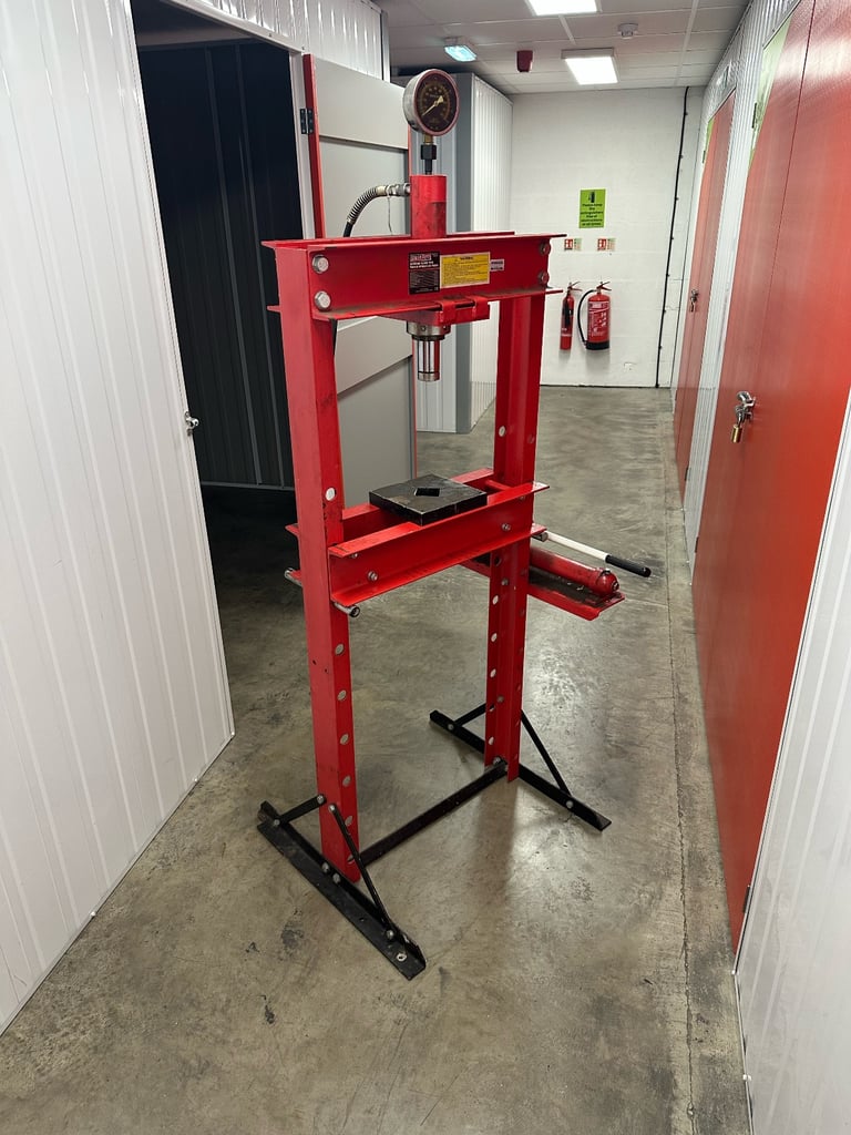 20TONNE FLOOR TYPE YANKEE HYDRAULIC PRESS