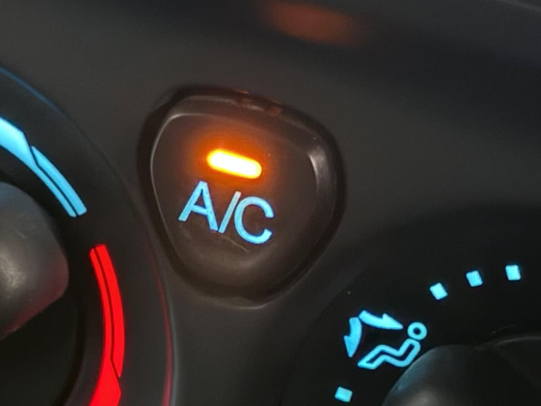 2014 Ford Transit Custom 2.2 TDCi 290 Sport L1 H1 5dr PANEL VAN Diesel Manual