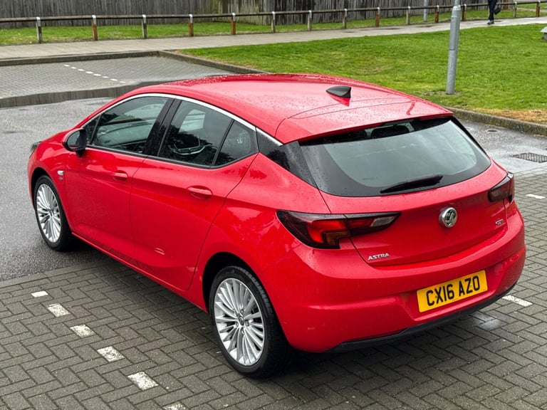  Vauxhall Astra 1.6 CDTi BlueInjection Elite Nav Auto Euro 6 5dr Diesel Automatic