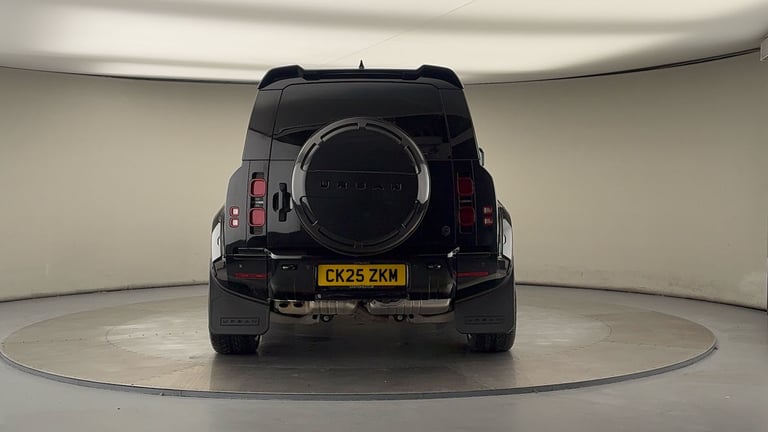 2025 Land Rover Defender 110 3.0 D250 MHEV X-Dynamic SE Hard Top SUV 5dr Diesel Auto 4WD MWB Euro...
