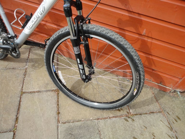 Scott Contessa bike, 16 inch lightweight frame, 26 inch wheels, 24 gears