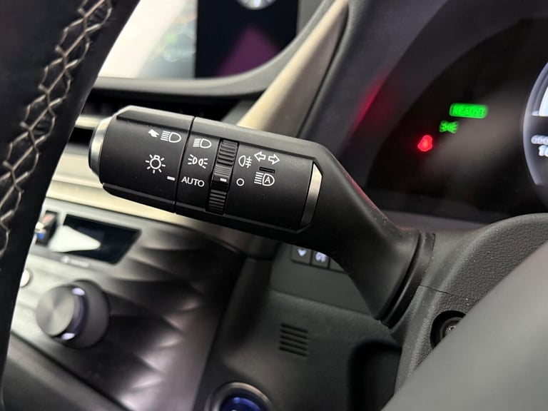 2020 Lexus ES 300h 2.5 F-Sport 4dr CVT SALOON PETROL/ELECTRIC Automatic