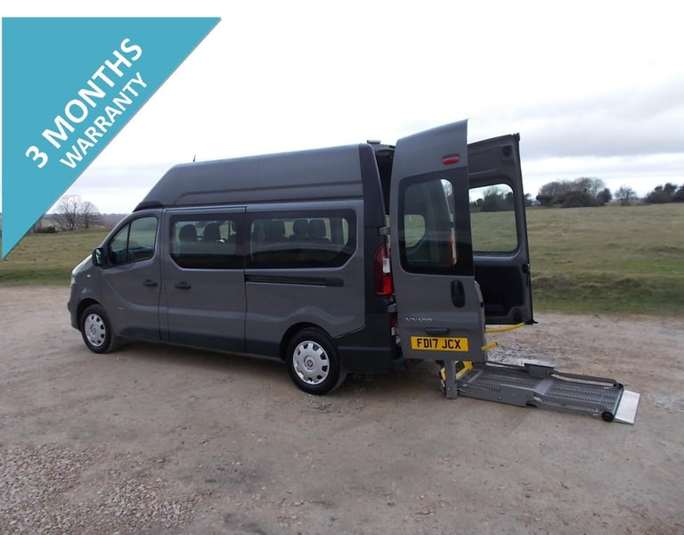 2017 VAUXHALL VIVARO HIGH ROOF WHEELCHAIR ACCESSIBLE DISABLED MOBILITY MINIBUS