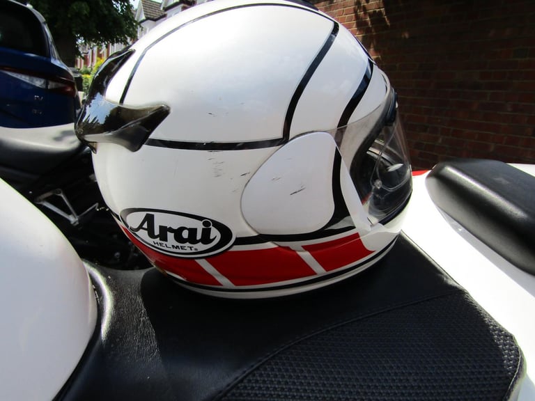Yamaha YZF R1 1999 MODEL WITH ULEZ CERTIFICATE , SPECIAL PAINT JOB..LOOK ! 