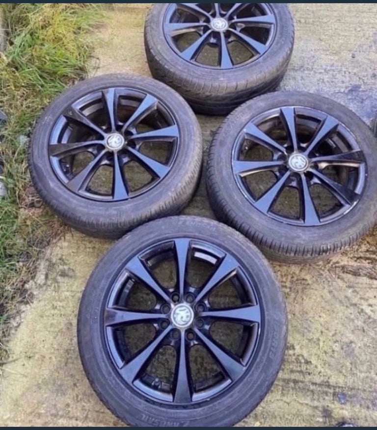 15"  Multi Fit Black 4x108 4x100 Ford Fiesta Vauxhall Corsa Alloy Wheels Alloys