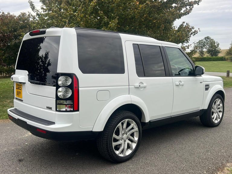 LAND ROVER DISCOVERY 4 3.0 SD V6 HSE 2015