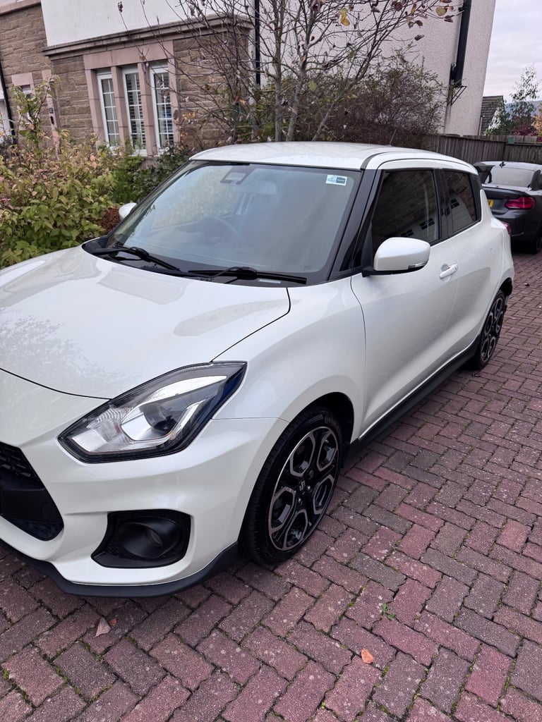 Suzuki, SWIFT, Hatchback, 2018, Manual, 1373 (cc), 5 doors