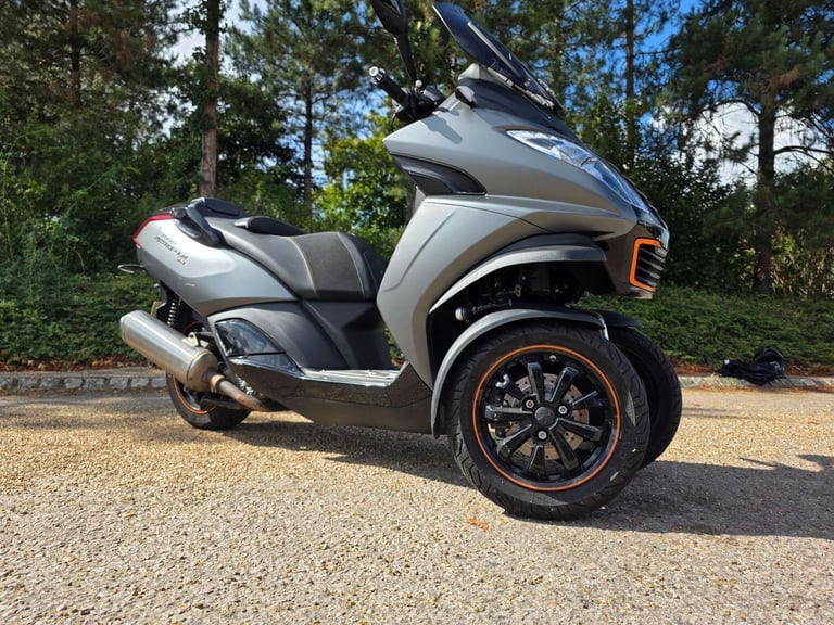 2014 Peugeot Metropolis 400 RS