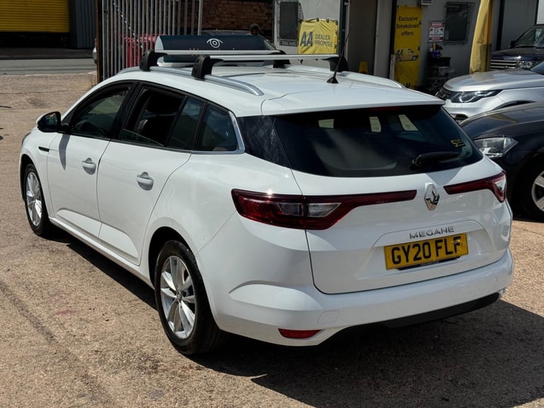 2020 Renault Megane 1.5 Blue Dci Play Sport Tourer Estate Diesel Automatic
