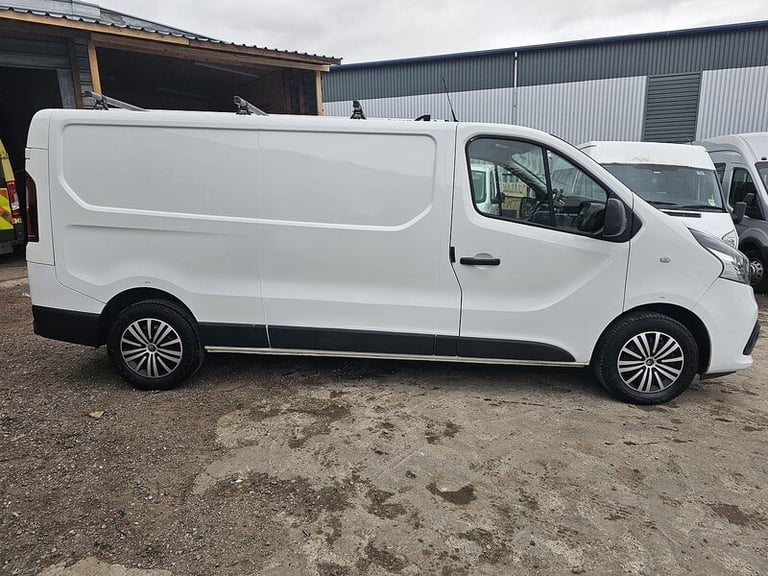 2017 Renault Trafic LL29 ENERGY dCi 125 Business+ Van PANEL VAN DIESEL Manual
