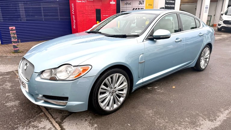 2011 Jaguar XF 3.0d V6 Premium Luxury 4dr Auto SALOON Diesel Automatic