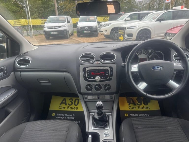 2011 Ford Focus 1.6 TDCi Titanium 5dr [110] [DPF] HATCHBACK DIESEL Manual