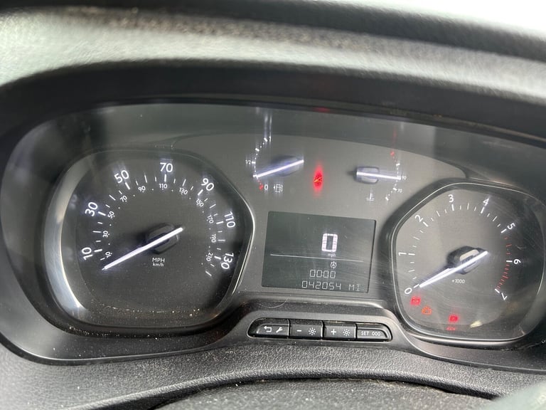  Citroen Dispatch 2.0 BlueHDi 1400 Enterprise M FWD 2 Euro 6 (s/s) 6dr Diesel Manual