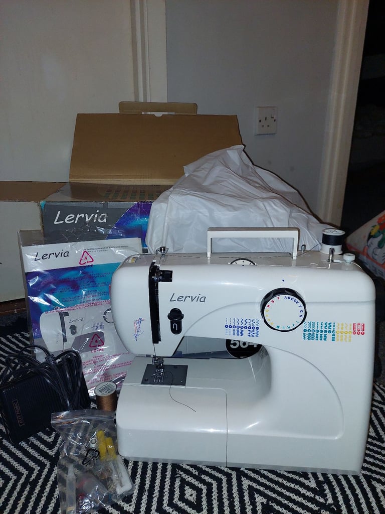 image for nearly new sawing machine