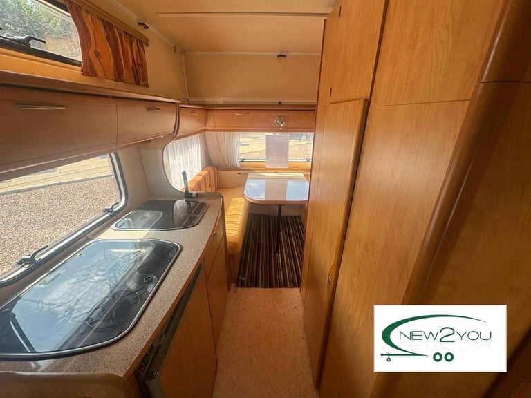 2005 Trigano Rubis 3 Berth Caravan - RARE POP UP - STOCK E165 - AUTUMN SALE!!!!