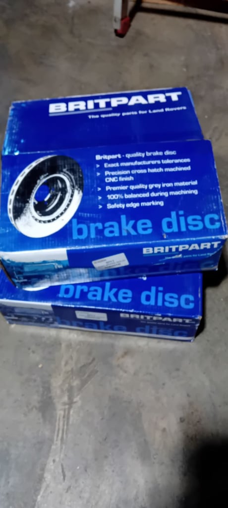 image for landrover rear brake discs