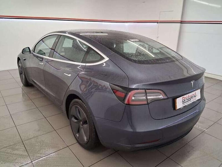 2019 Tesla Model 3 Standard Range Plus Saloon 4dr Electric Auto RWD (241 bhp) SALOON Electric Aut...