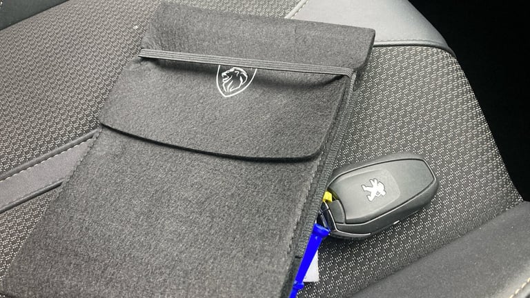 2024 Peugeot 3008 1.6 Hybrid 225 GT 5dr e-EAT8 Estate Estate Hybrid Automatic