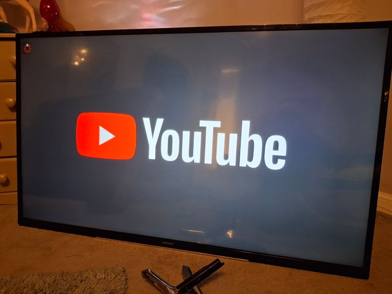 55 inch Hitachi UHD 4K Smart TV & firestick for sale 