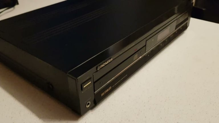 Pioneer PD-5030 Compact Disc Player, in black