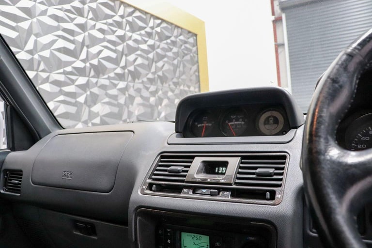 MITSUBISHI 3000GT  1998