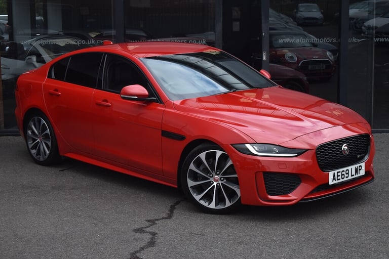 2020 Jaguar XE 2.0 D180 R-Dynamic SE Saloon 4dr Diesel Auto Euro 6 (s/s) (180 ps) Saloon Diesel A...