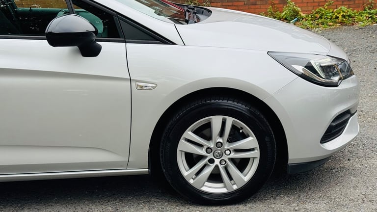 2022 Vauxhall Astra 1.2 Turbo Business Edition Nav Sports Tourer 5dr Petrol
