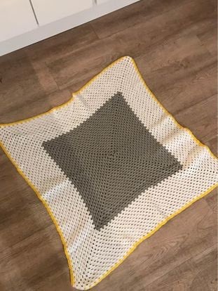 New crochet baby blanket white yellow grey 1m sq