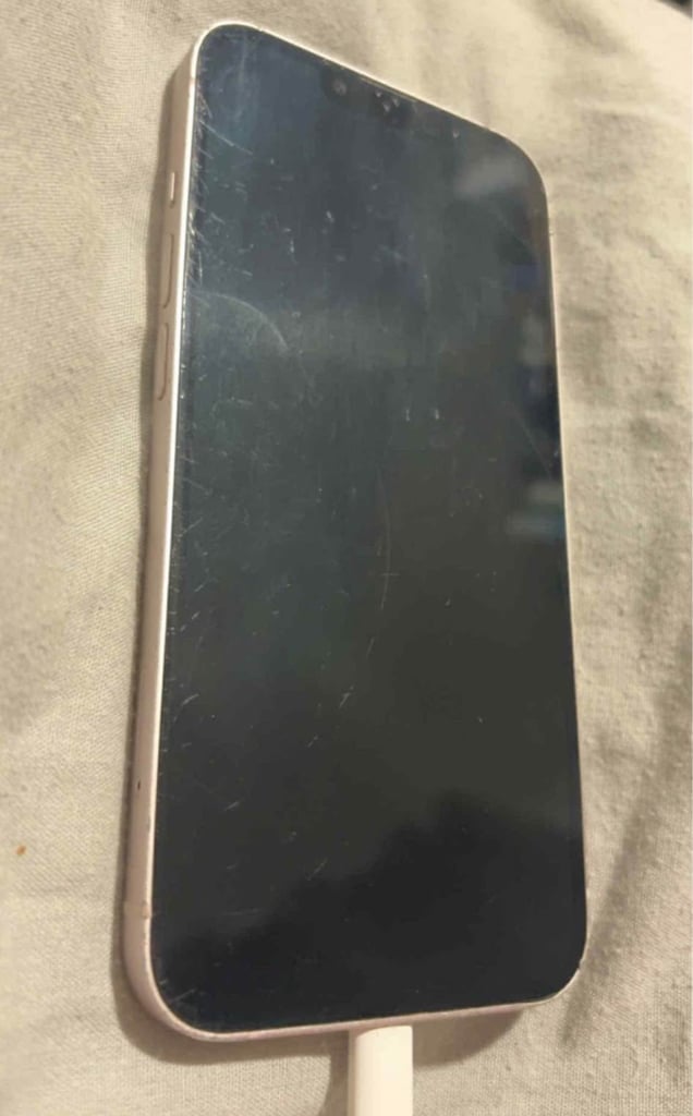 iPhone 13 pink  128GB