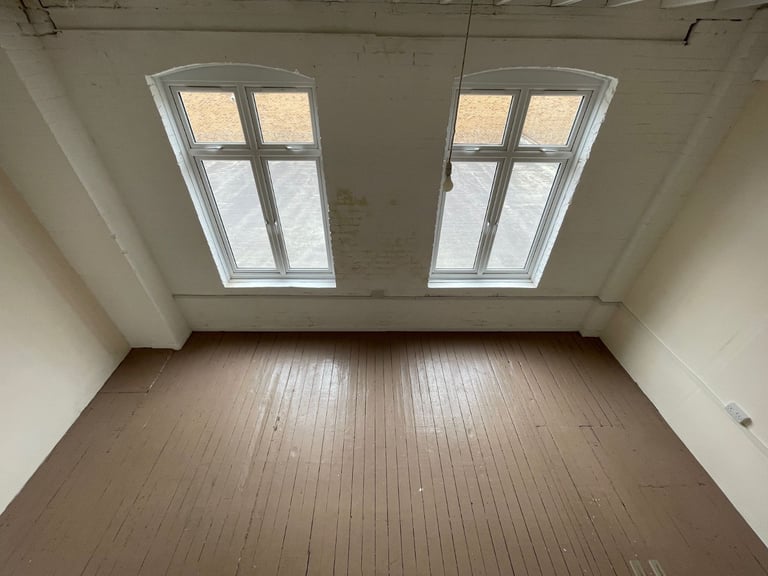 Commercial Studios to Rent in Hackney