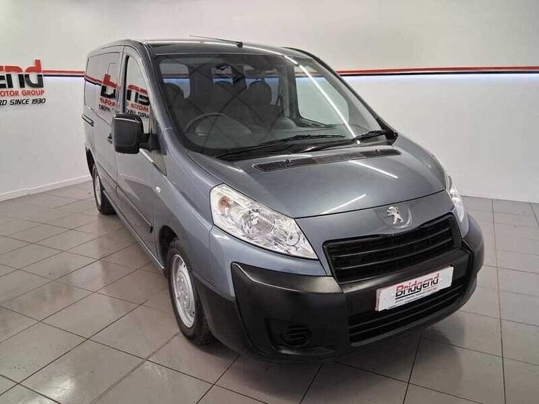 image for 2014 Peugeot Partner Tepee 2.0 HDi Tepee Comfort Combi WAV 4dr MPV Diesel Automatic