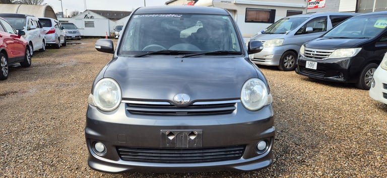 2007 Toyota Sienta PASSENGER SEAT WELCAB, 52,590 Miles, Petrol Autoc
