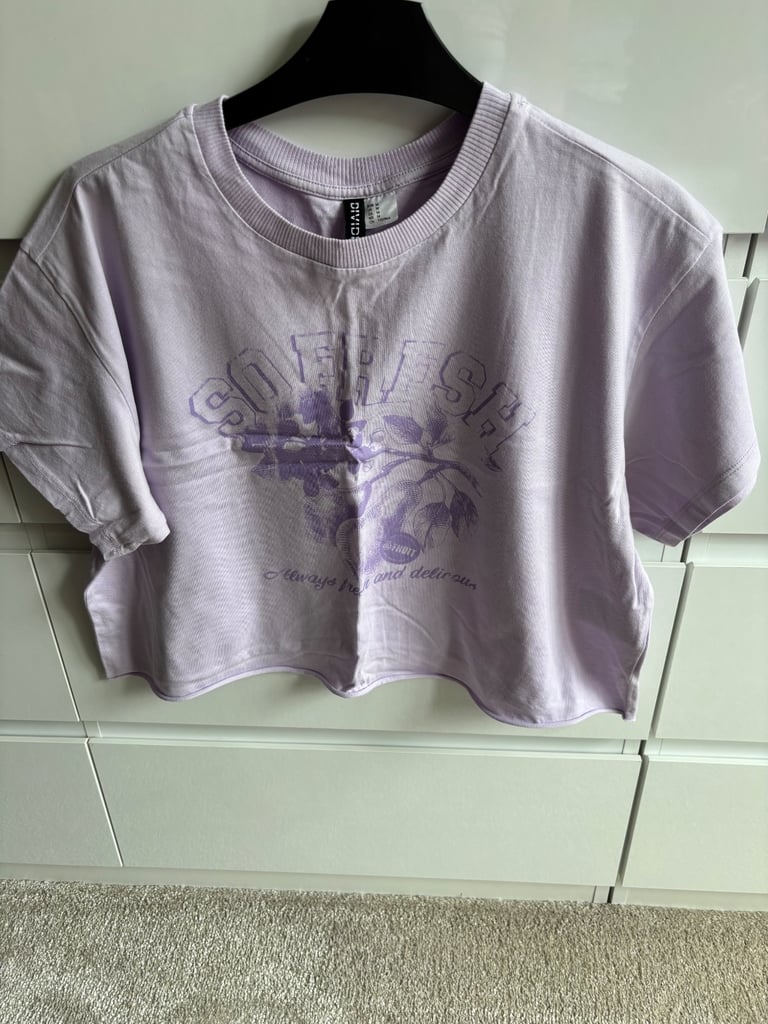 image for Lilac crop tshirt