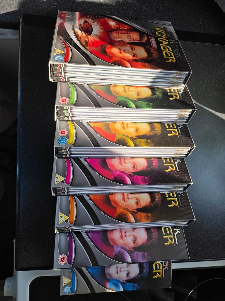 image for Star trek voyager seasons 1 to 7