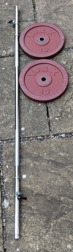 Barbell and 2 x 10kg weight plates