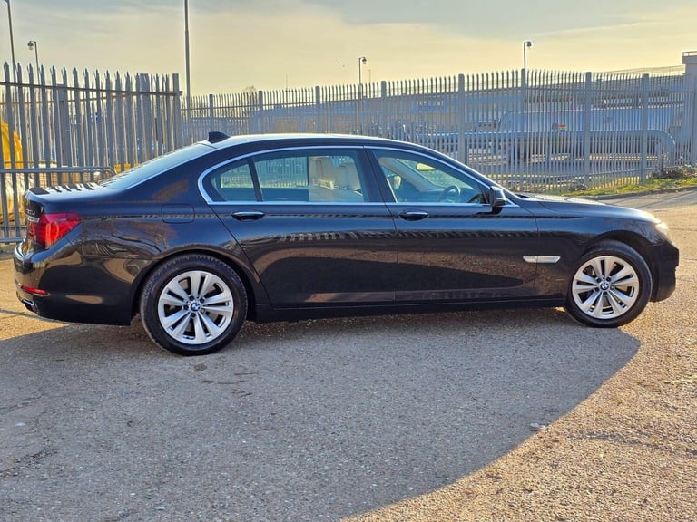 2013 BMW 7 Series 4.4 750Li V8 SE Auto Euro 5 (s/s) 4dr Saloon Petrol Automatic