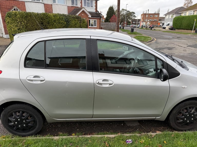 Toyota, YARIS, Hatchback, 2006, Manual, 996 (cc), 5 doors