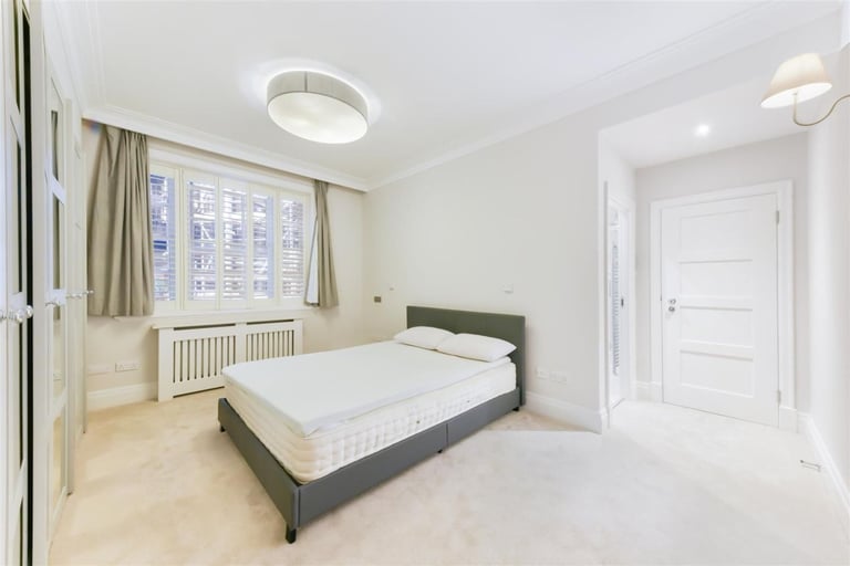 S-KEN LUXURIOUS 3DOUBLE BEDROOM+3BATHROOMS 2RECEP ROOMS CAN HOUSE MAX8PERONSSONSRTERAGE+GARDEN