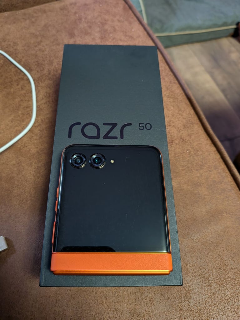 Motorola RAZR 50 orange mint condition in box 
