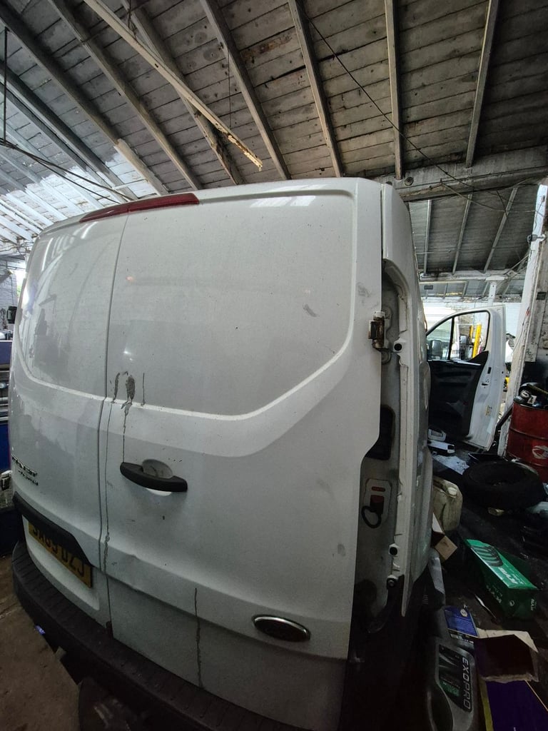 Ford, TRANSIT CUSTOM, Panel Van spares or repair parts project non runner damaged salvage breaker