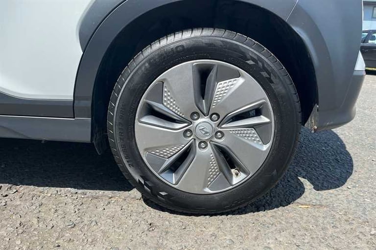 2021 Hyundai KONA 39kWh SE SUV 5dr Electric Auto (10.5kW Charger) (136 ps) SUV Electric Automatic