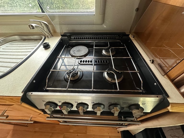 Motorhome autotrail scout se 6 berth u shape lounge 