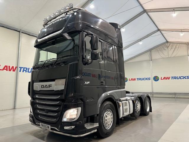 image for DAF XF 530 6x2 Midlift Tractor Unit