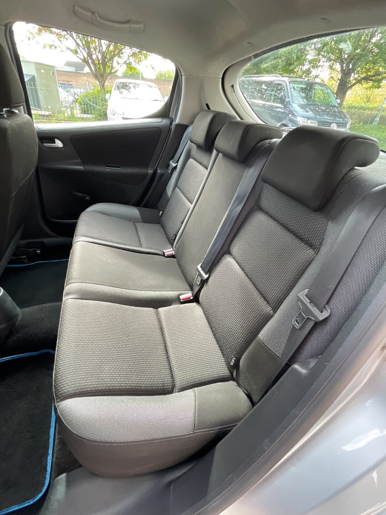 Peugeot 207 1.4 Litre £20 tax 